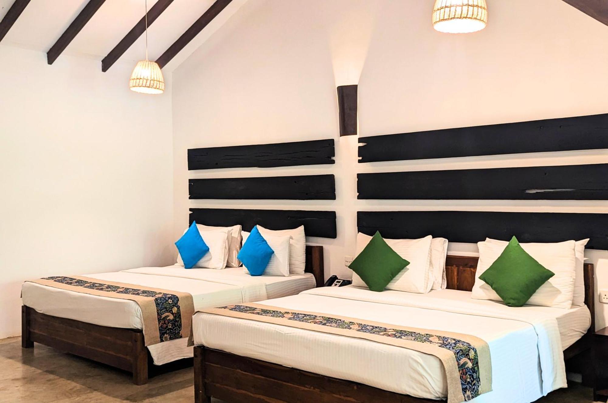 Pinthaliya Resort Sigirija Zewnętrze zdjęcie